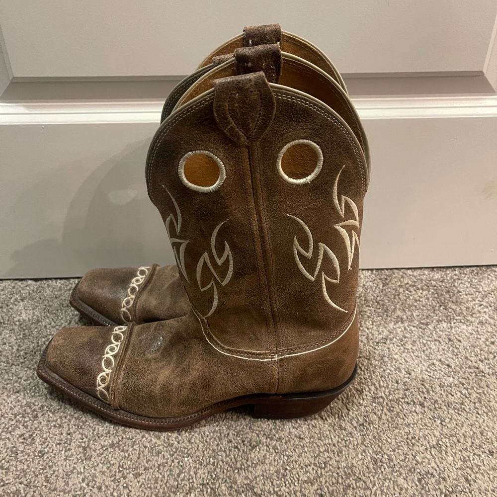 Justin boots size 8.5 - Picture 2 of 6